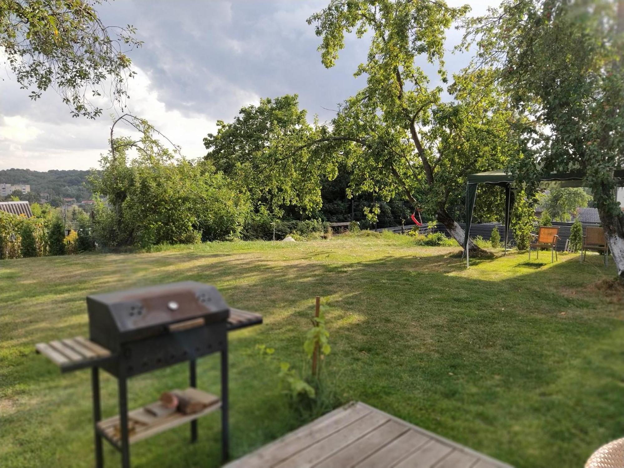 Hillside View House With Garden, Private Parking, Quiet Location - 12 Min To Old Town Anytime, Long Stays Welcome 빌뉴스 외부 사진