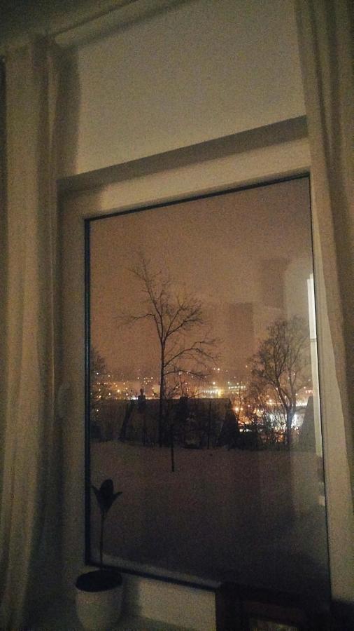 Hillside View House With Garden, Private Parking, Quiet Location - 12 Min To Old Town Anytime, Long Stays Welcome 빌뉴스 외부 사진